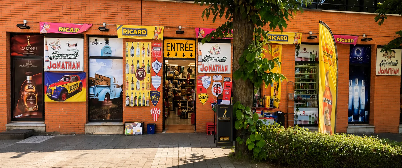 Fachada de Supermercado Jonathan, Irún
